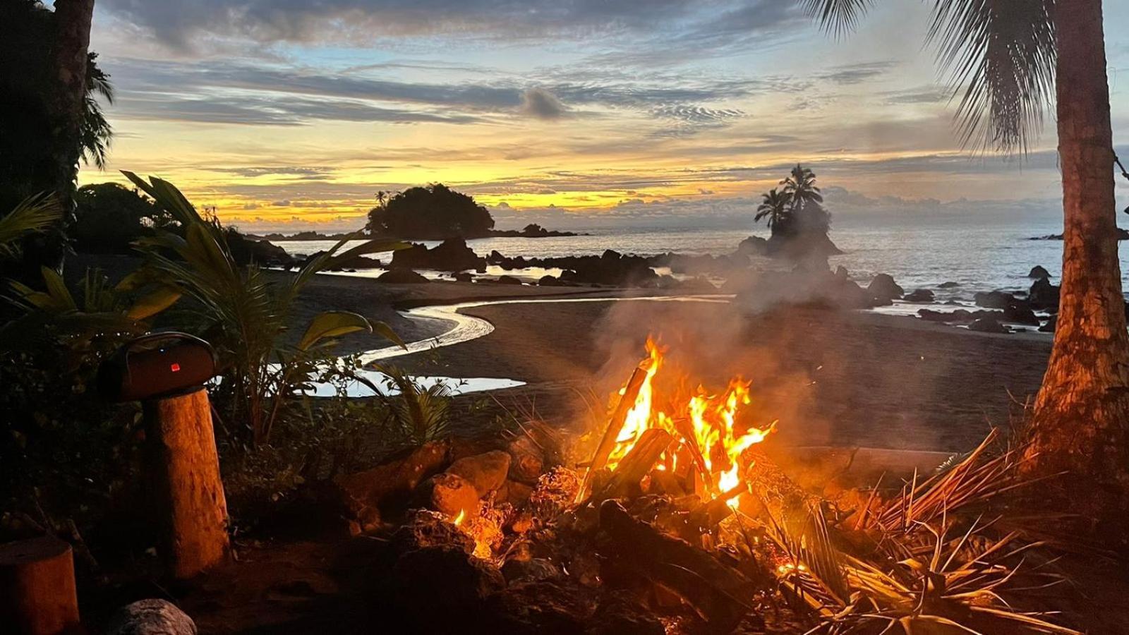 La Kuka Hotel - Nuqui Luaran gambar