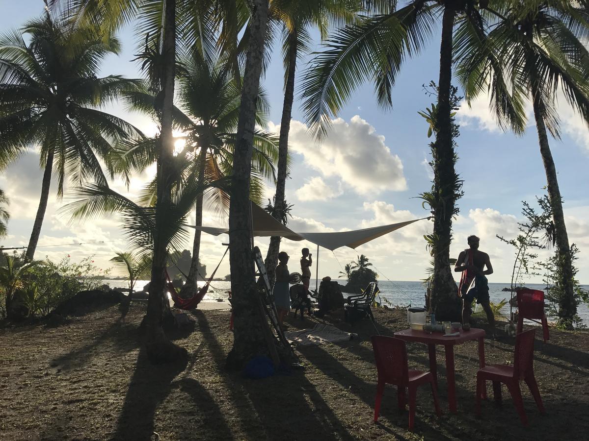 La Kuka Hotel - Nuqui Luaran gambar